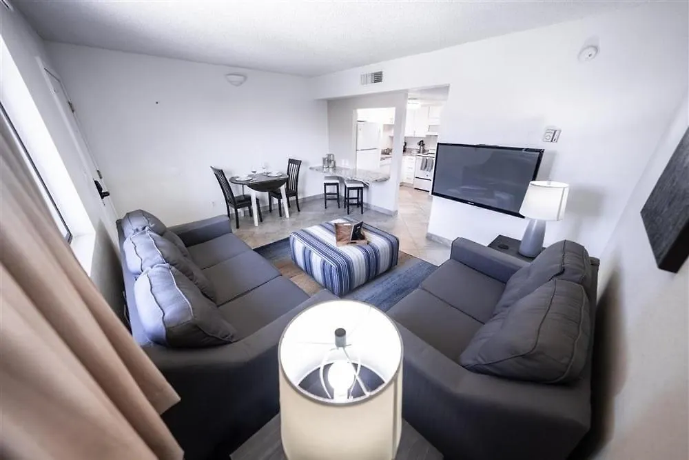 205 Fully Furnished 1Br Suite-Prime Location سكوتسدايل